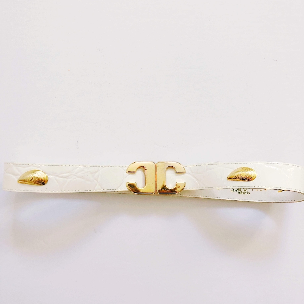 3 x $30 -Vintage belt with adjustable buckle